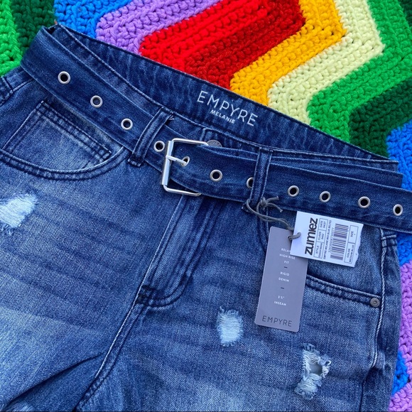 ZUMIEZ EMPYRE Melanie JEAN SHORT - Picture 4 of 9